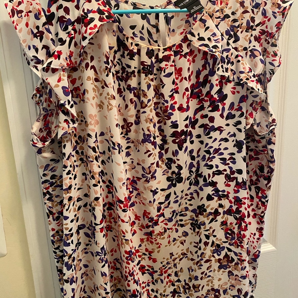 Liz Claiborne Women’s Ruffled Sleeve Blouse